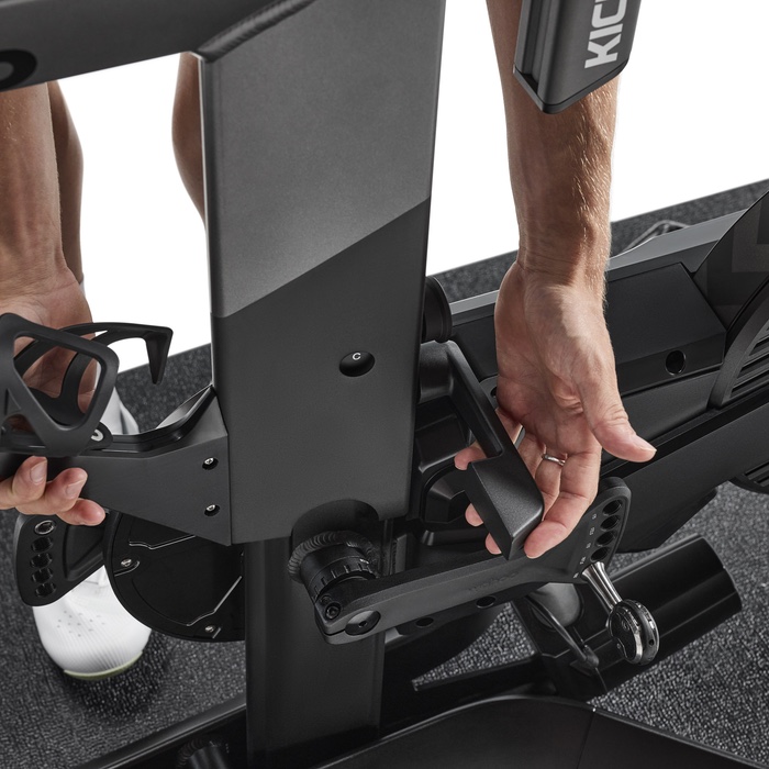 KICKR BIKE PRO Smart Bike | Wahoo Fitness Japan