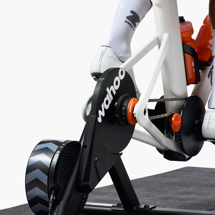 Zwift Ride with KICKR CORE 2 | Wahoo Fitness Japan