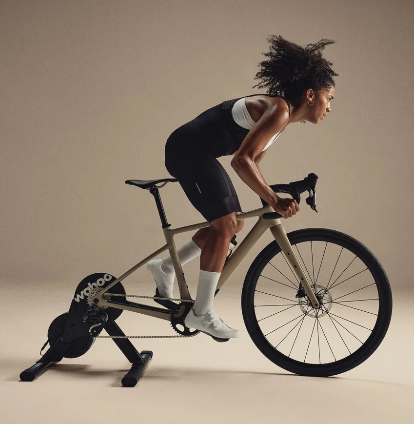 インドアサイクルトレーナーサイクリングエコシステム | Wahoo Fitness